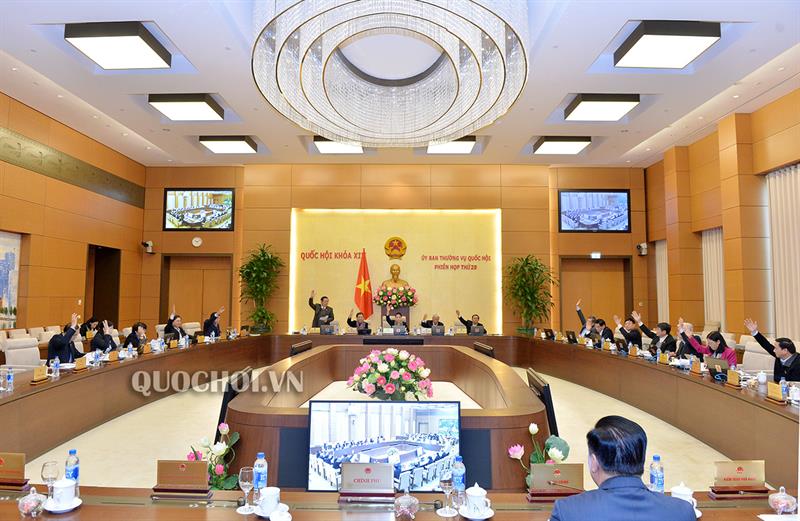 Ủy ban Thường vụ Quốc hội cho ý kiến về việc bổ sung kinh phí mua bù gạo dự trữ quốc gia và thuốc thú y dự trữ quốc gia